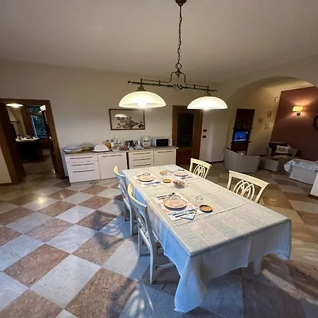 B&B Corte San Lorenzo 데센자노델가르다